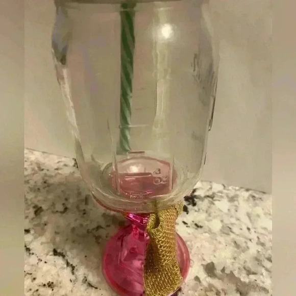 NWOT Mason Jar Wine Glass with Pink Stem & clear Fresh Mason Jar 1 pint with lid - Picture 4 of 6